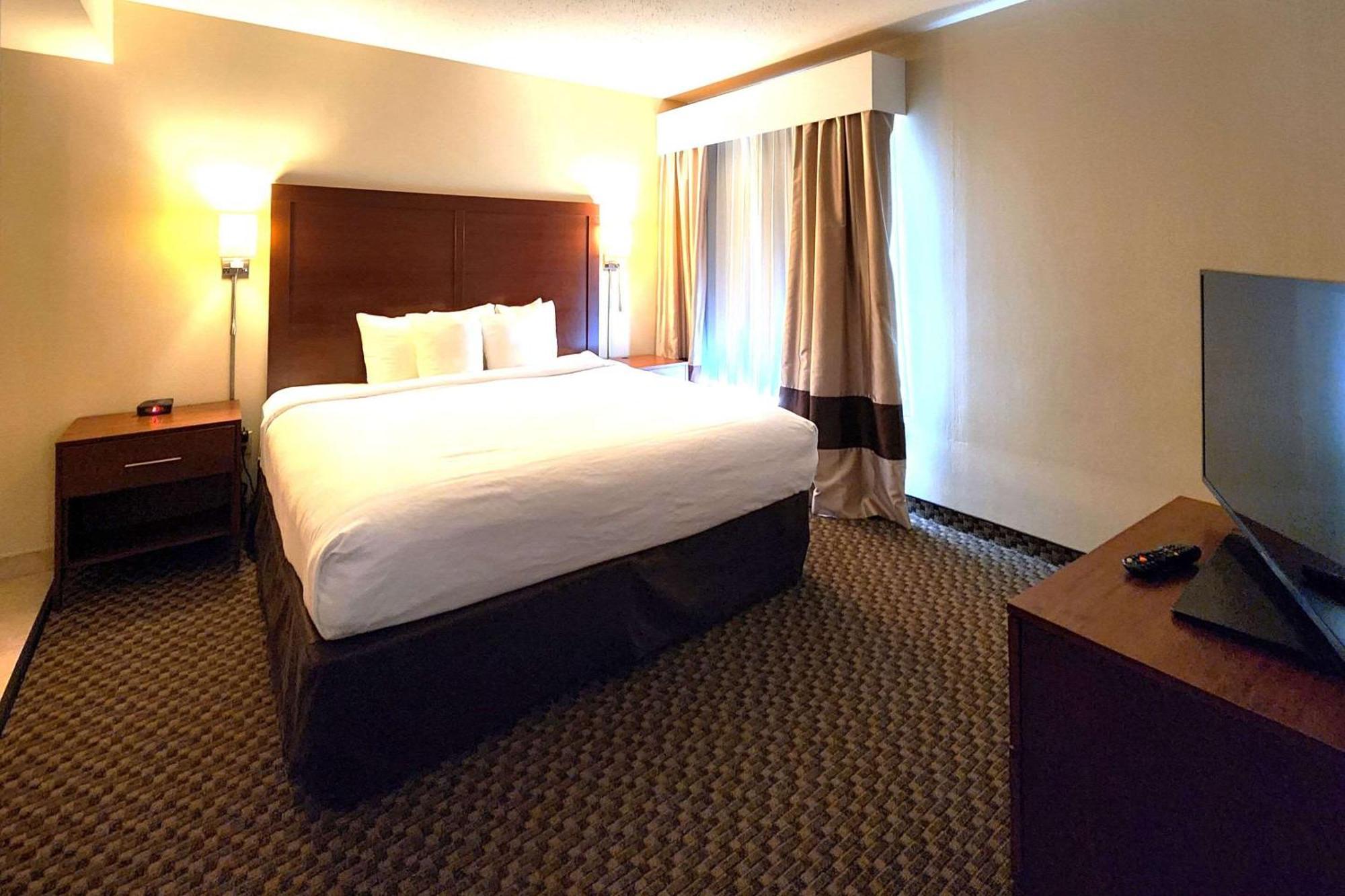 Comfort Inn & Suites Mount Pocono Exterior foto