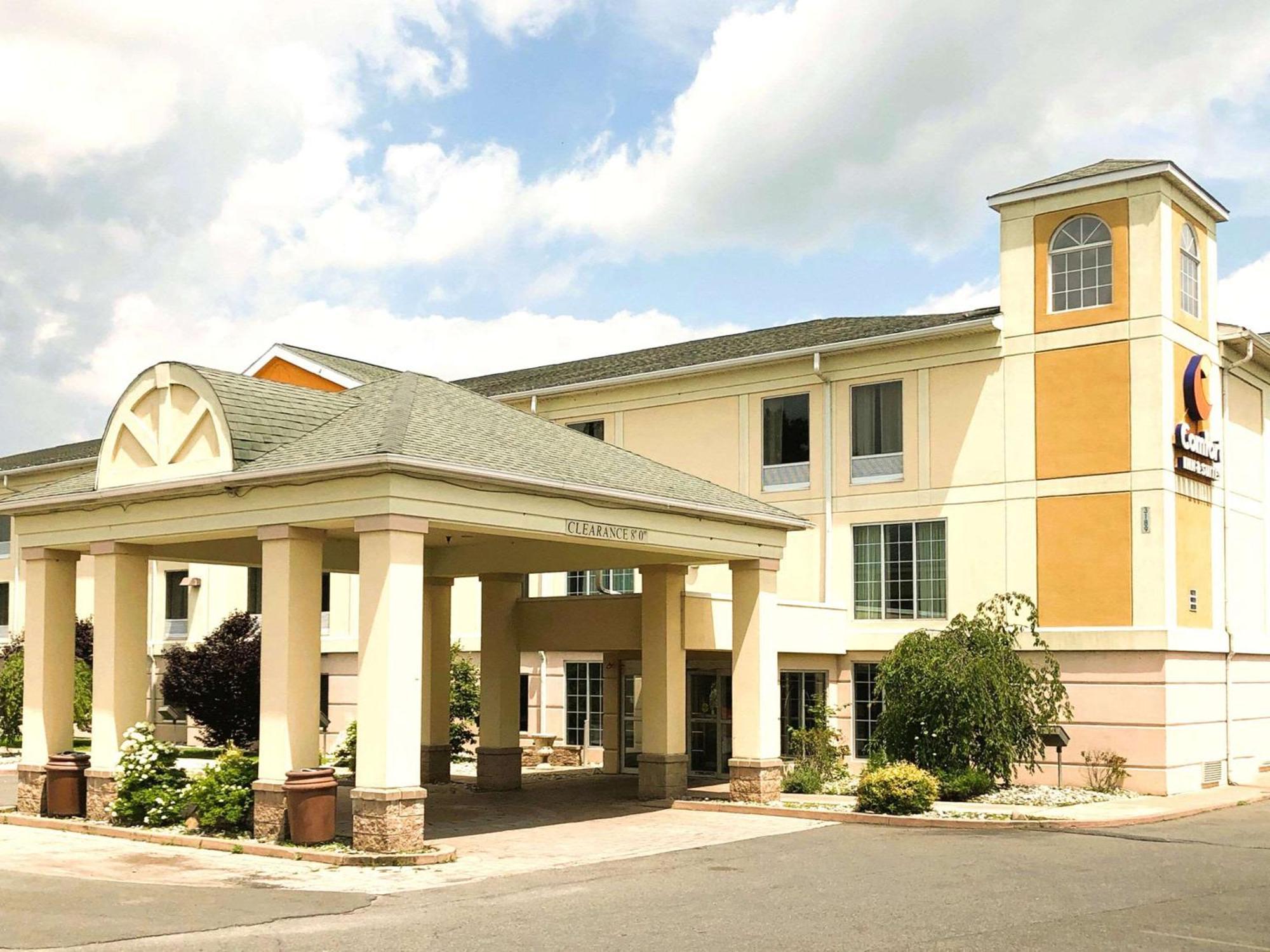 Comfort Inn & Suites Mount Pocono Exterior foto